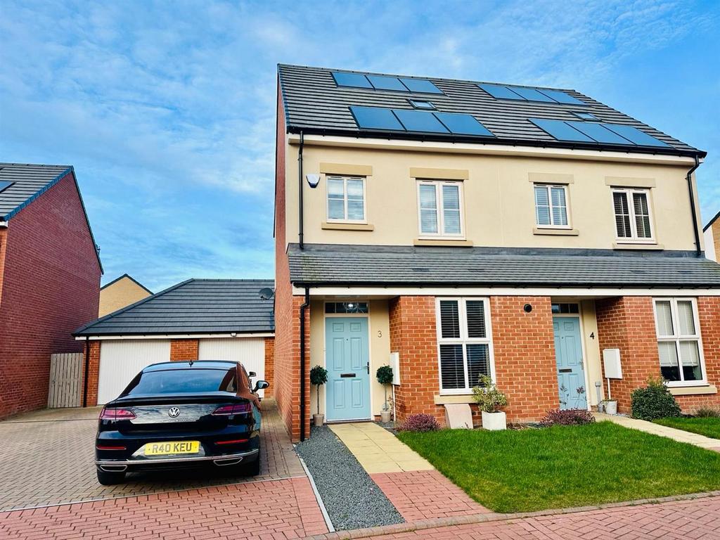 Hedley Close, Houghton Le Spring DH4 3 bed house for sale £225,000