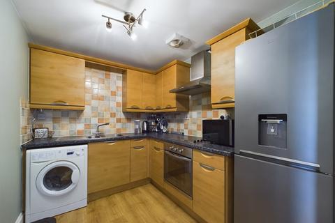 2 bedroom apartment for sale, Walsworth Road, Hitchin, SG4