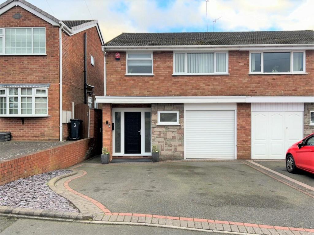 The Hawnelands, Halesowen 3 bed semidetached house for sale £290,000