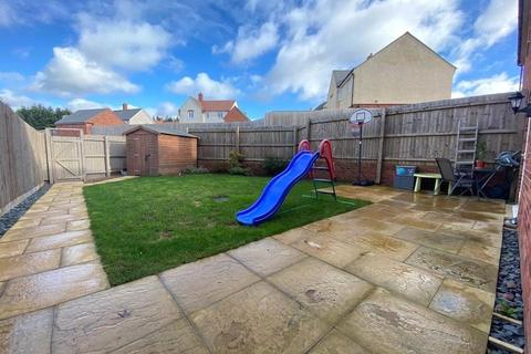 3 bedroom terraced house for sale, Bennett Drive, Hagley, Stourbridge