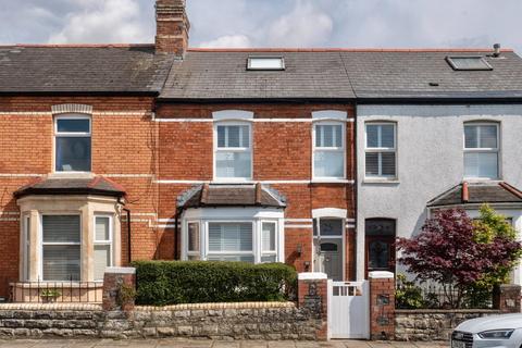 4 bedroom terraced house for sale, Station Road, Penarth