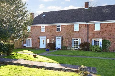 4 bedroom terraced house for sale - Westwell Court, Kent TN30