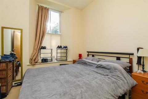 2 bedroom flat for sale, Ackworth Road, Pontefract WF7