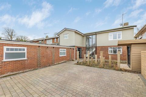 4 bedroom detached house for sale, The Hamiltons, Newmarket CB8