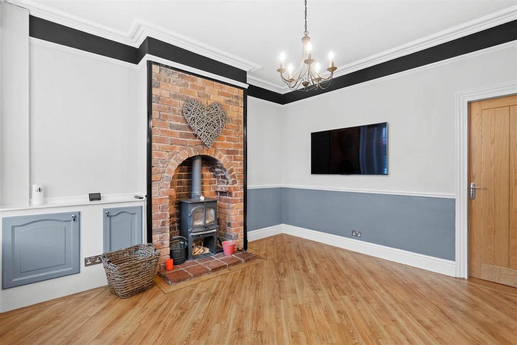 Clark Street, Stourbridge 3 bed terraced house for sale £240,000