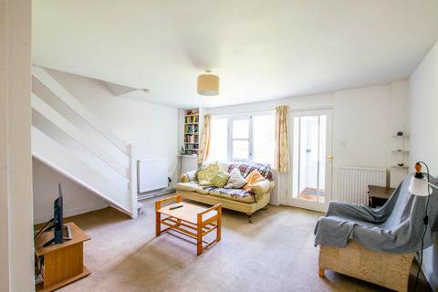 18 Kirkby Close, Cambridge, CB4 1XP