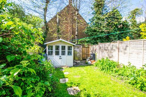 18 Kirkby Close, Cambridge, CB4 1XP