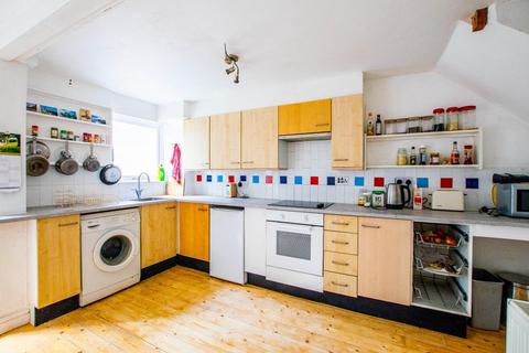 18 Kirkby Close, Cambridge, CB4 1XP
