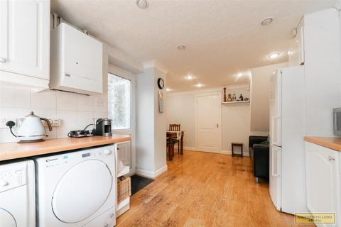 11 Ewood, Blackburn, BB2 4LL