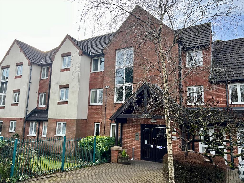Haslucks Green Road, Shirley, Solihull 2 bed retirement property for