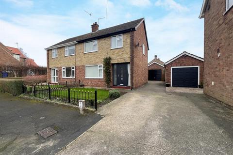 18 Barnards Drive, South Cave, Brough, HU15 2HL