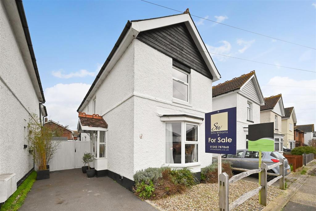 Williams Road, Bosham, Chichester 3 bed detached house for sale £415,000