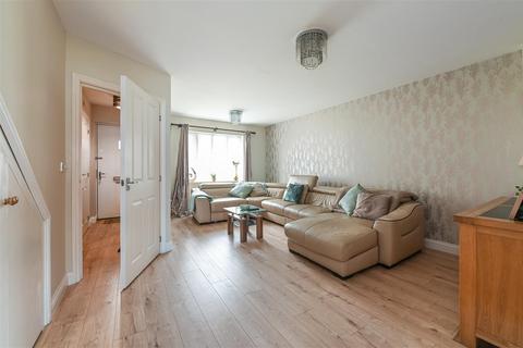 4 bedroom end of terrace house for sale, Whyke Marsh, Chichester