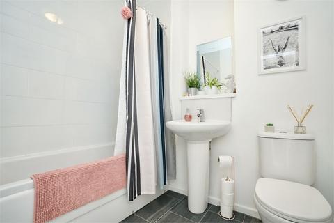 111 Andrew Road, Eynesbury, St Neots, PE19 2PP