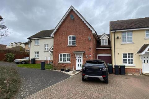 4 bedroom semi-detached house for sale, Nightingale Close, Stowmarket IP14