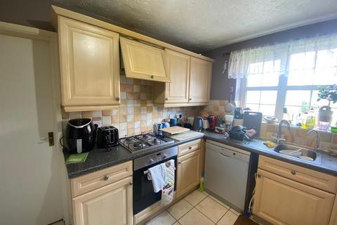 4 bedroom semi-detached house for sale, Nightingale Close, Stowmarket IP14