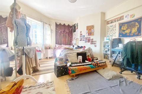 Flat 85, Regency Lodge Adelaide Road, London, NW3 5EB
