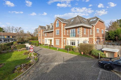 2 bedroom apartment for sale, Hermitage Lane, Windsor SL4