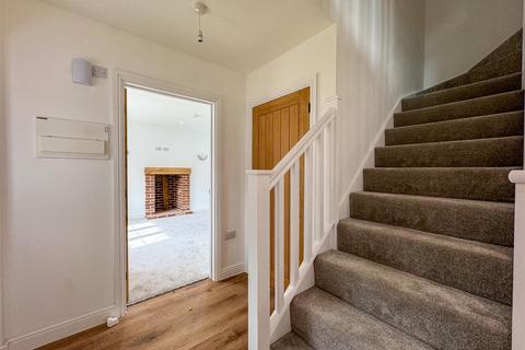 3 bedroom detached house for sale, Stowmarket Road, Ipswich IP6