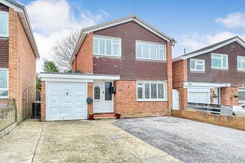 57 Dacombe Drive, Poole, BH16 5JJ