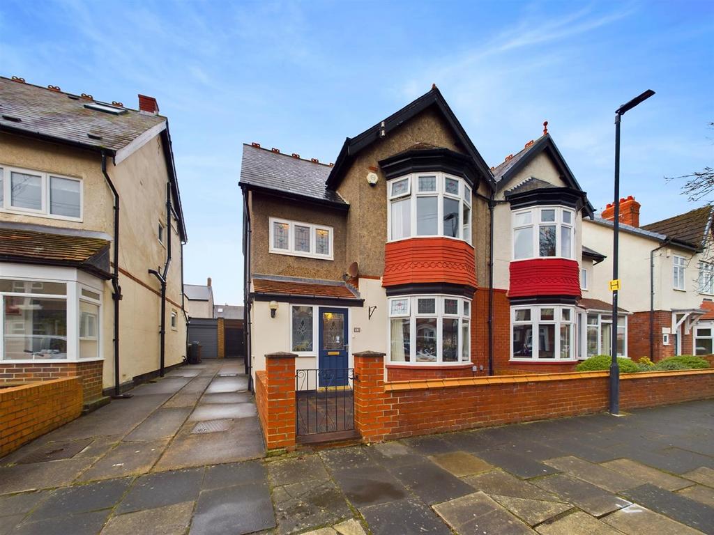 Cliftonville Gardens, Whitley Bay 3 bed semidetached house for sale