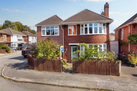 4 bedroom detached house for sale, Kingrove Avenue, Beeston