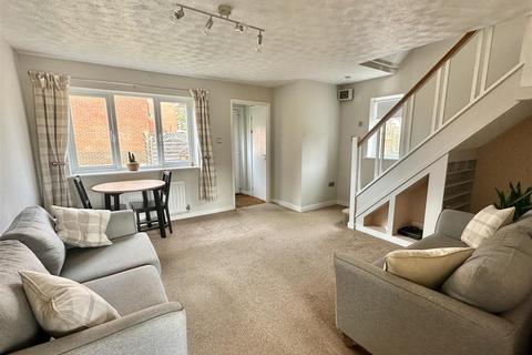 34 Bridge Close, Harleston, IP20 9HW