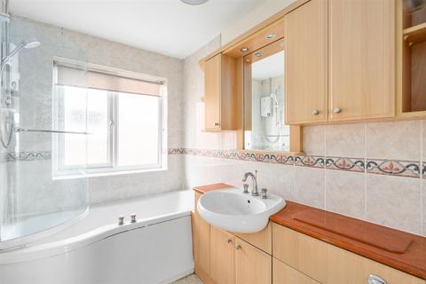 43 Barcheston Road, Knowle, Solihull, B93 9JU