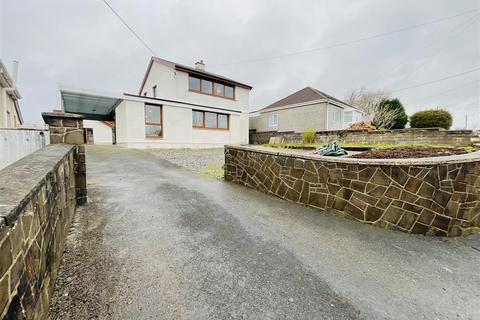 4 bedroom detached house for sale, Penllwynrhodyn Road, Llanelli