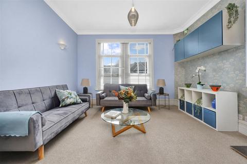 2 bedroom flat for sale - Chandos Road, London NW2