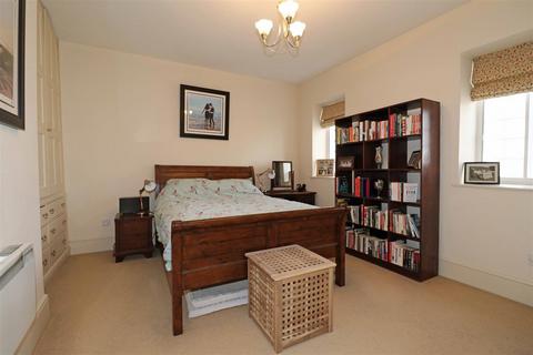 2 bedroom apartment for sale - Barrack Street, Warwick