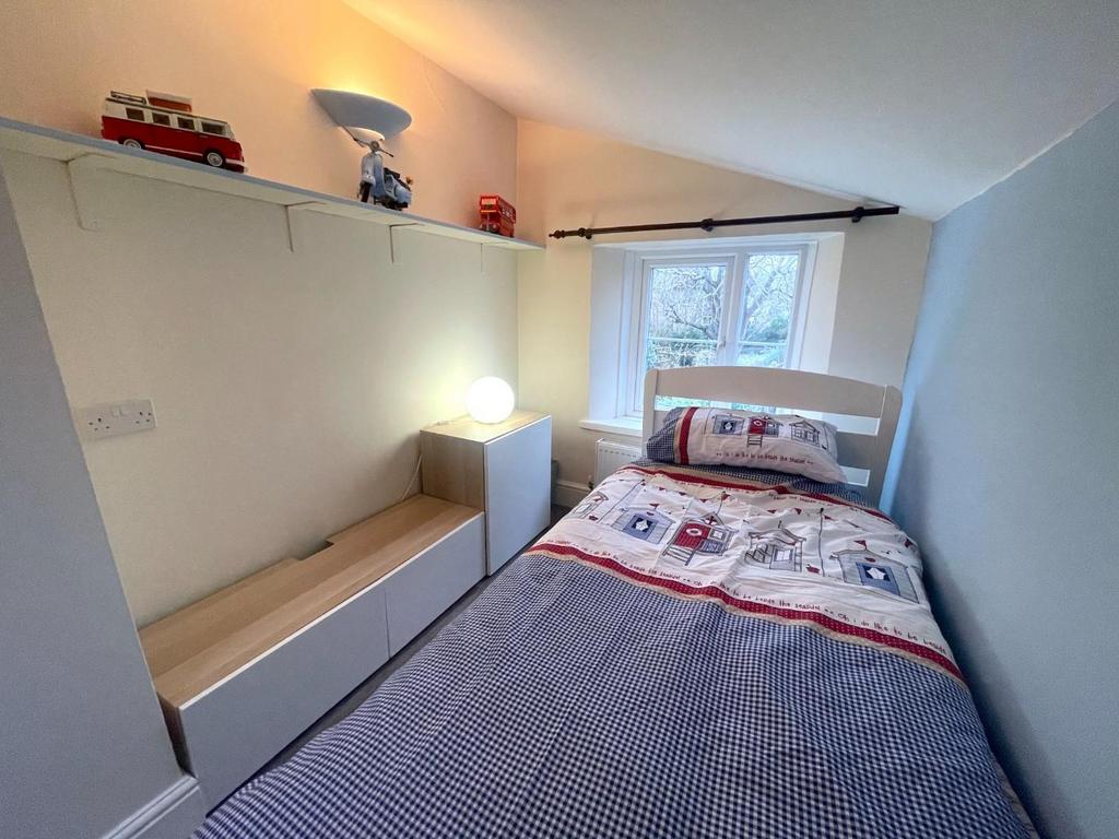 Bedroom 3.JPG