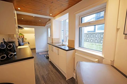 27 Lower West Avenue, Barnoldswick, BB18 6DW