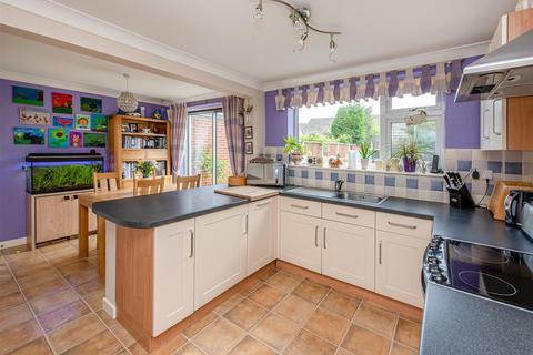 3 bedroom semi-detached house for sale, 19 Chapel Street, Wombourne