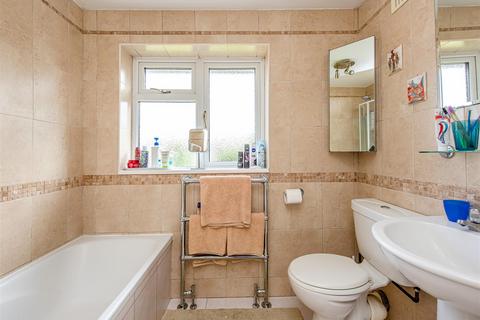 19 Chapel Street, Wombourne, Wolverhampton, WV5 0LR