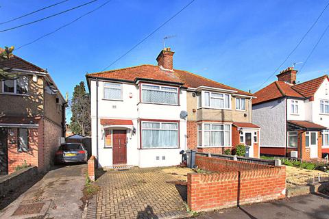 3 bedroom semi-detached house for sale, The Warren, Heston TW5