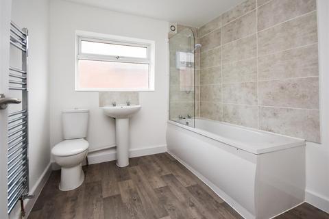 93 Hazel Grove, Wombourne, Wolverhampton, WV5 9EH
