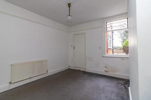 2 bedroom terraced house for sale, Haddenham Road, Leicester, le3