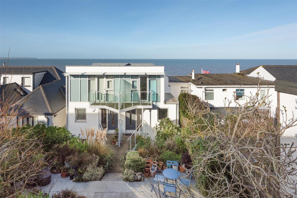 Admiralty Walk, Whitstable