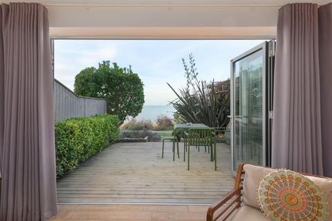 Starboard House, 26 Admiralty Walk, Whitstable, CT5 4ET