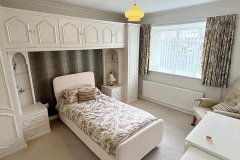 39 Grange Lane, Sutton Coldfield, B75 5JX
