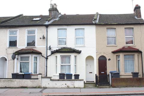 3 bedroom terraced house for sale, Whitehorse Road, Thornton Heath, CR7