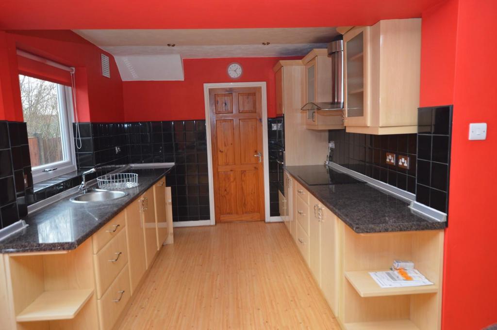 Kitchen dining room