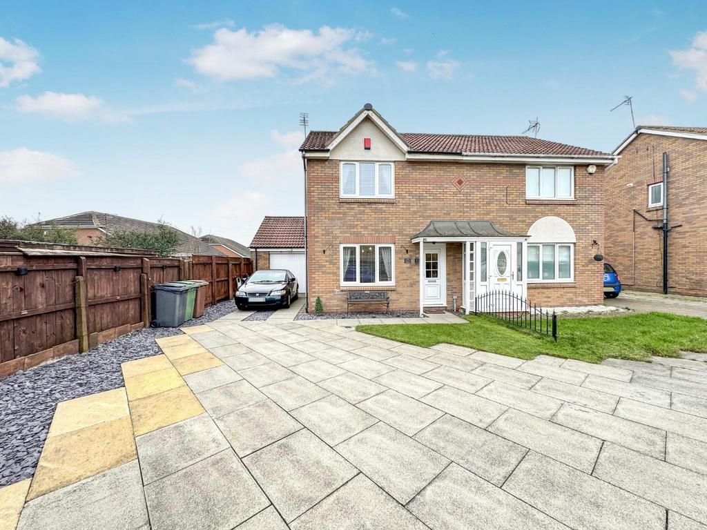 Gatesgarth Close, Bakers Mead, Hartlepool 3 bed semidetached house for