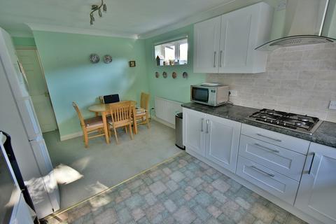 2 bedroom apartment for sale - Dudsbury Crescent, Ferndown, BH22