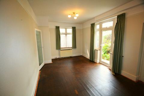 3 bedroom semi-detached house for sale - Siward Road, Bromley BR2