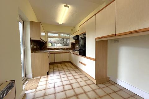 3 bedroom semi-detached house for sale, Siward Road, Bromley BR2