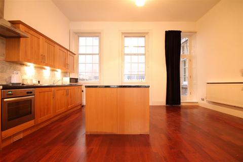 2 bedroom apartment to rent, Falconars Apartments, 18 Clayton Street