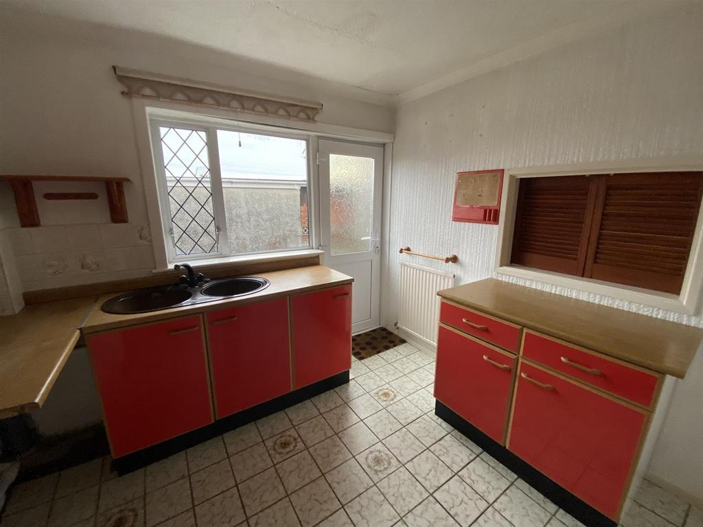 Pemberton Park, Pemberton, Llanelli 3 bed detached house for sale £