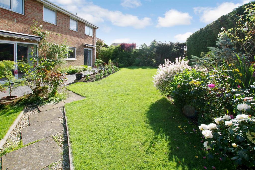 Side &amp; Rear Garden